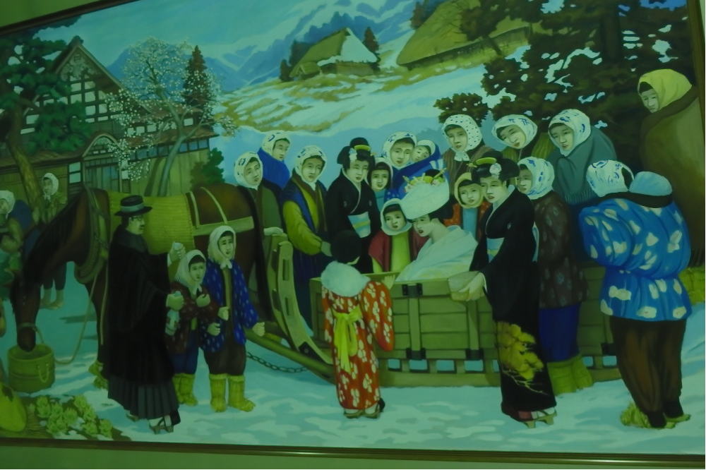 あんな本こんな本、秋田県鷹巣、大太鼓の館内部壁画