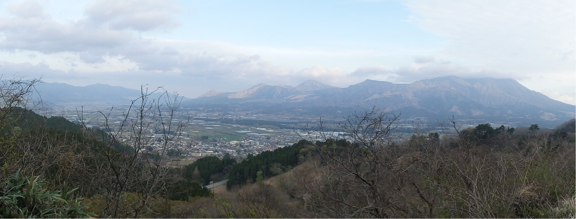 あんな本こんな本、車旅、戸惑い続く九州車旅、阿蘇くじゅう国立公園